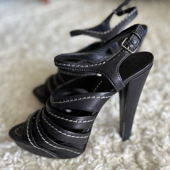 Miu Miu Black Leather Tonal Stitch Sandals 38.5 - Picture 3 of 8